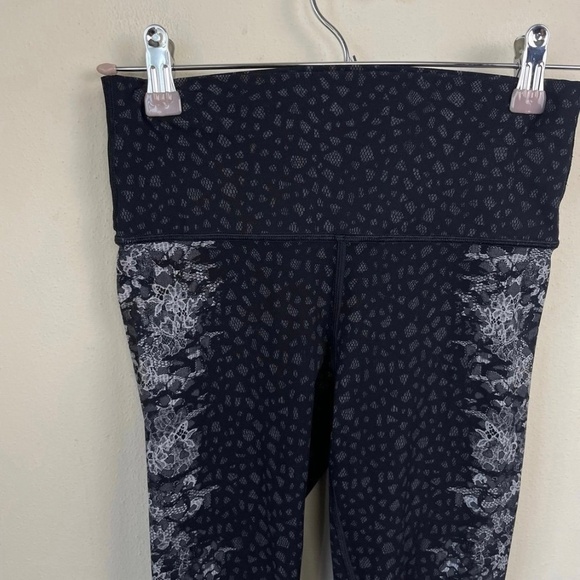 Lululemon Wunder Under Hi-Rise Tight 28" Overlace Wunderunder HR Ice Grey Black - Picture 7 of 9